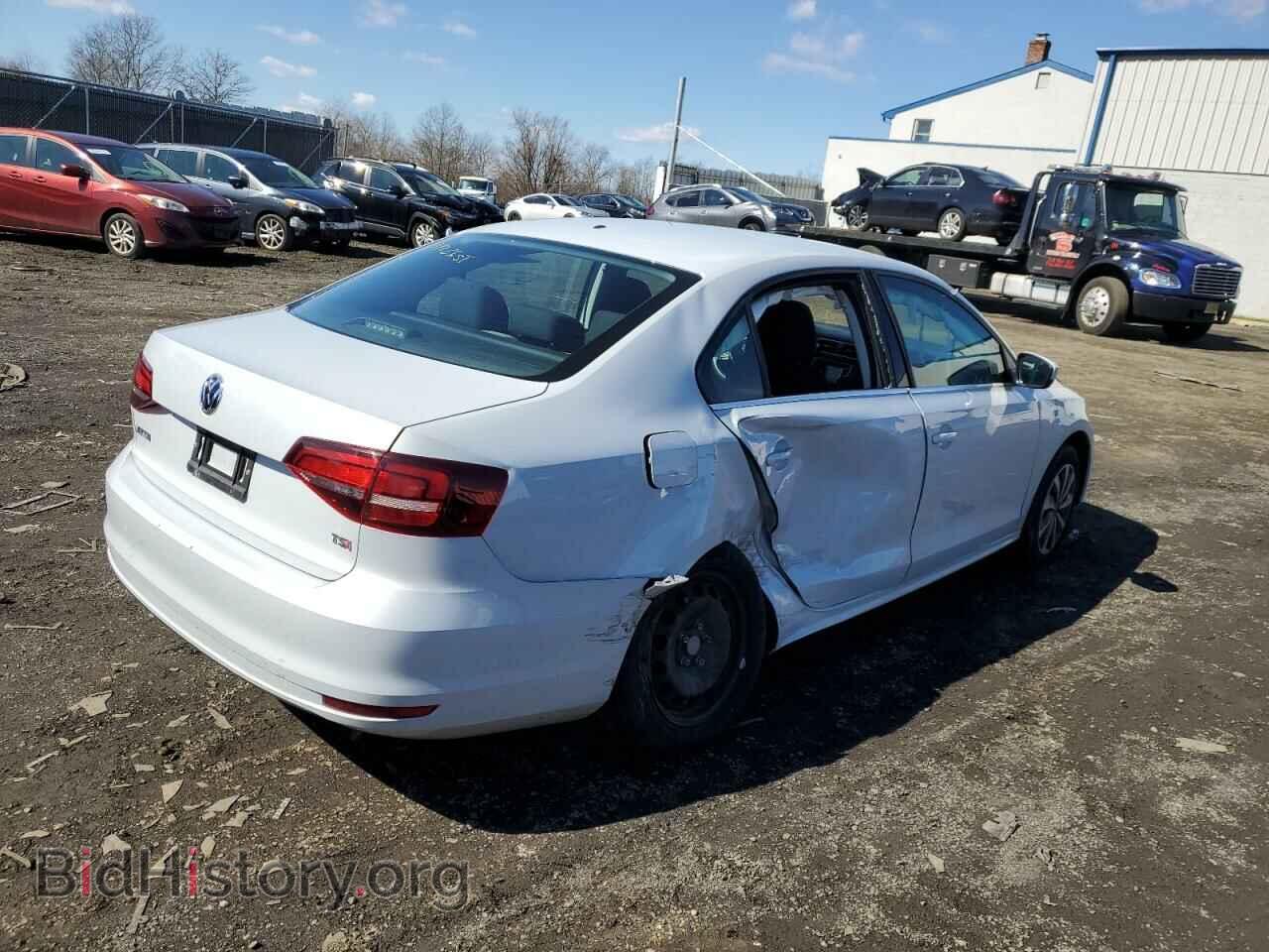 2017 VOLKSWAGEN JETTA - VIN: 3VW2B7AJ1HM330688 - Фото 3