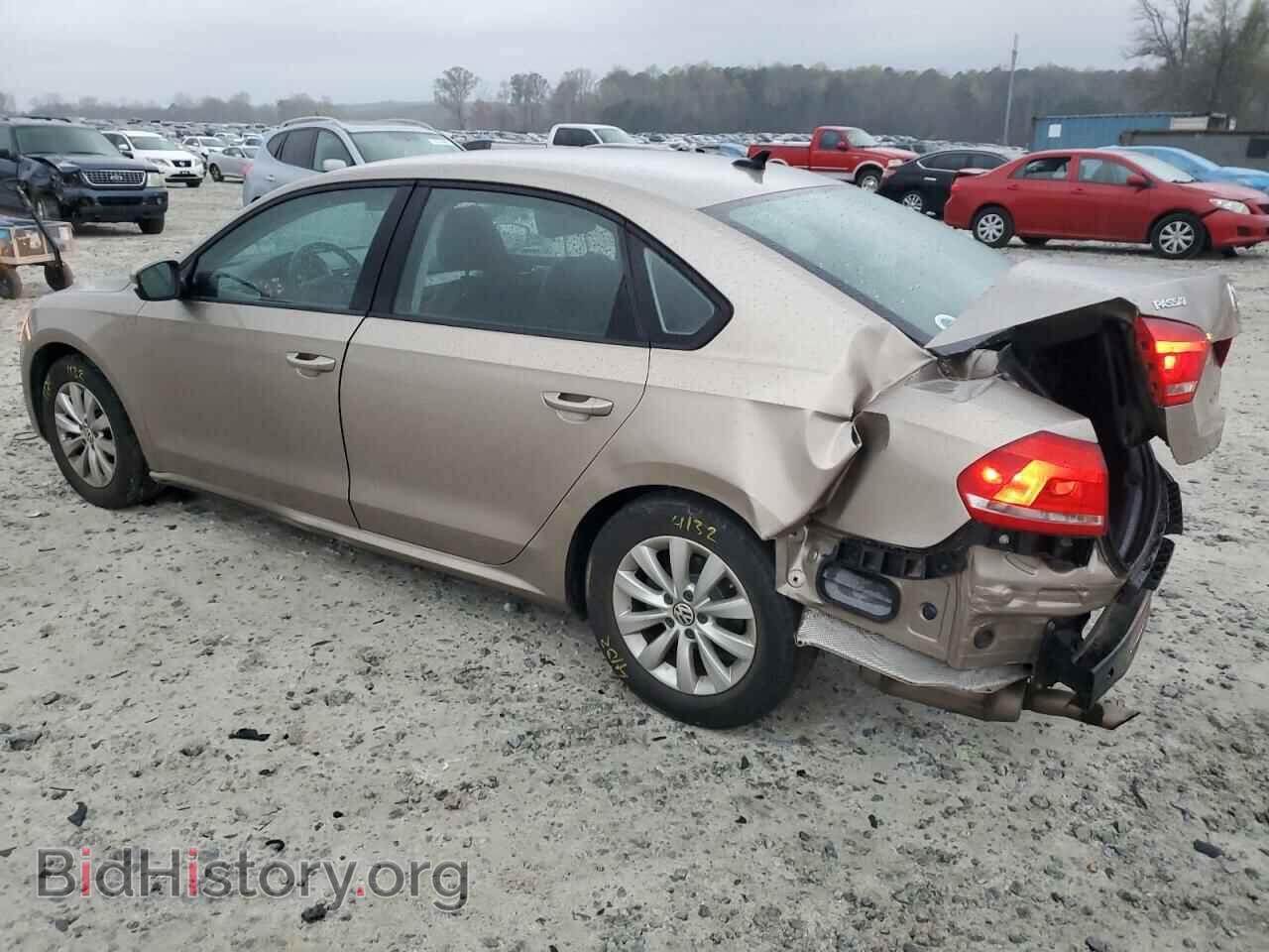 2015 VOLKSWAGEN PASSAT - VIN: 1VWAT7A30FC039270 - Фото 2