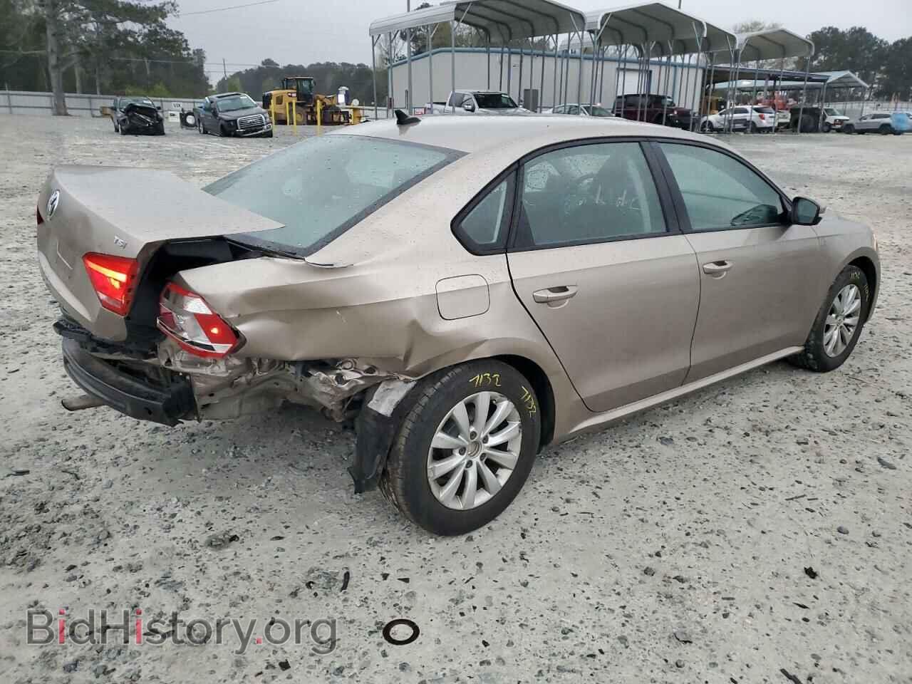 2015 VOLKSWAGEN PASSAT - VIN: 1VWAT7A30FC039270 - Фото 3