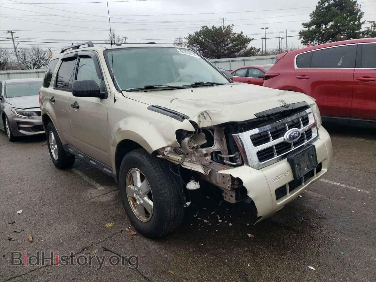 2011 FORD ESCAPE - VIN: 1FMCU0D78BKB11231 - Фото 4