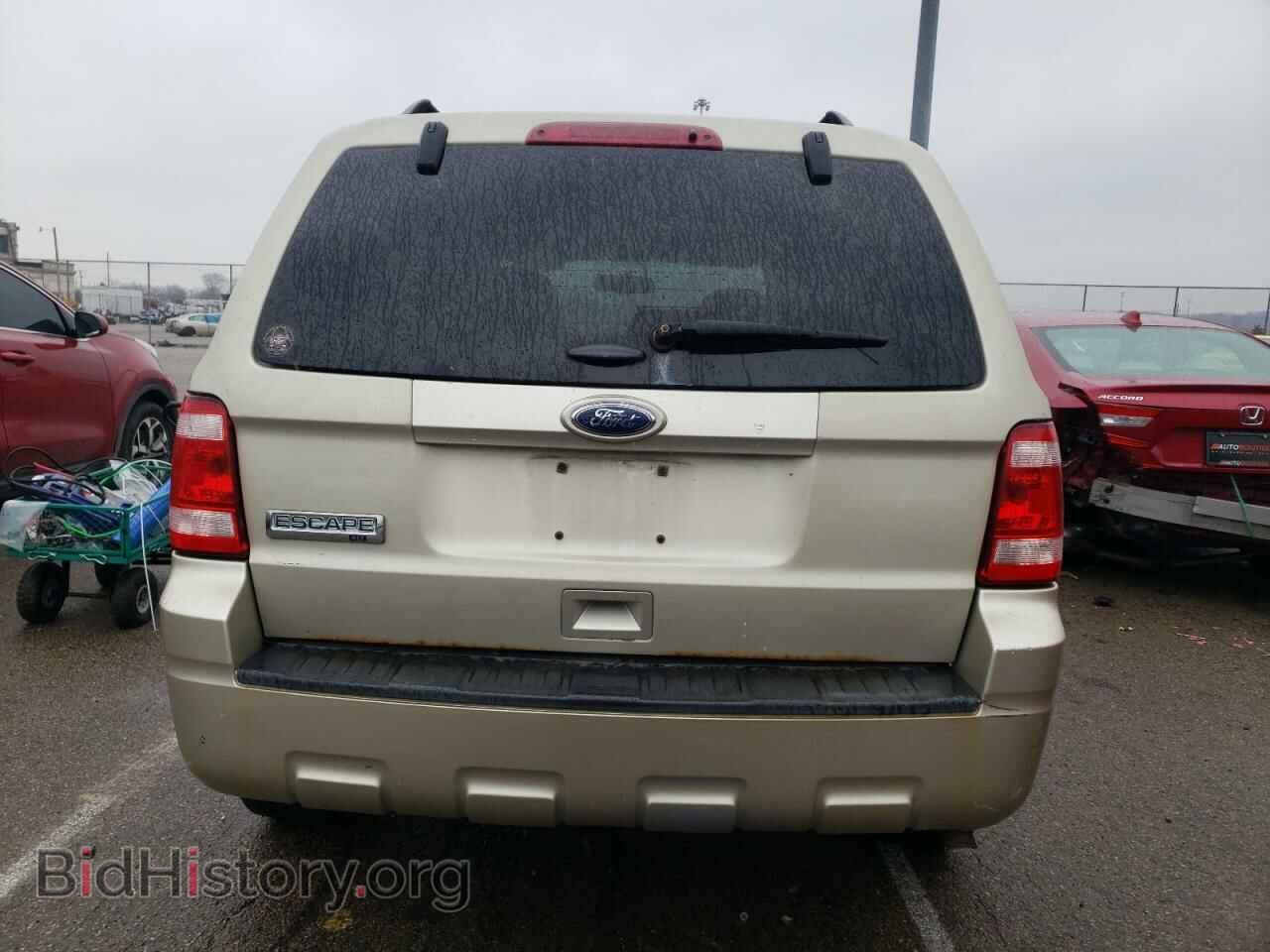 2011 FORD ESCAPE - VIN: 1FMCU0D78BKB11231 - Фото 6