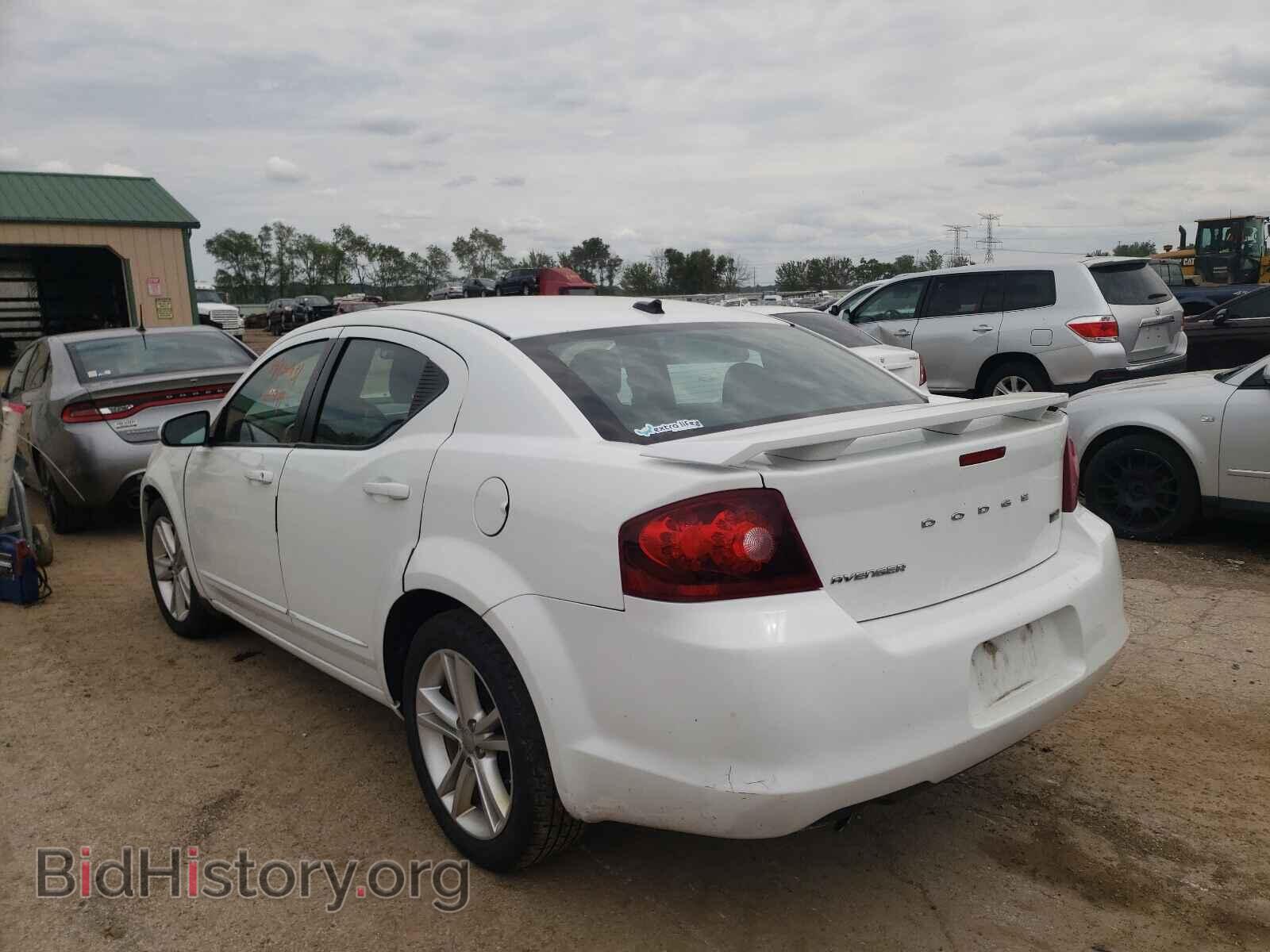 2011 DODGE AVENGER - VIN: 1B3BD1FG1BN587484 - Photo 3