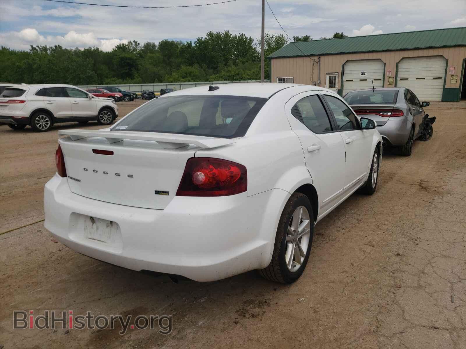 2011 DODGE AVENGER - VIN: 1B3BD1FG1BN587484 - Photo 4