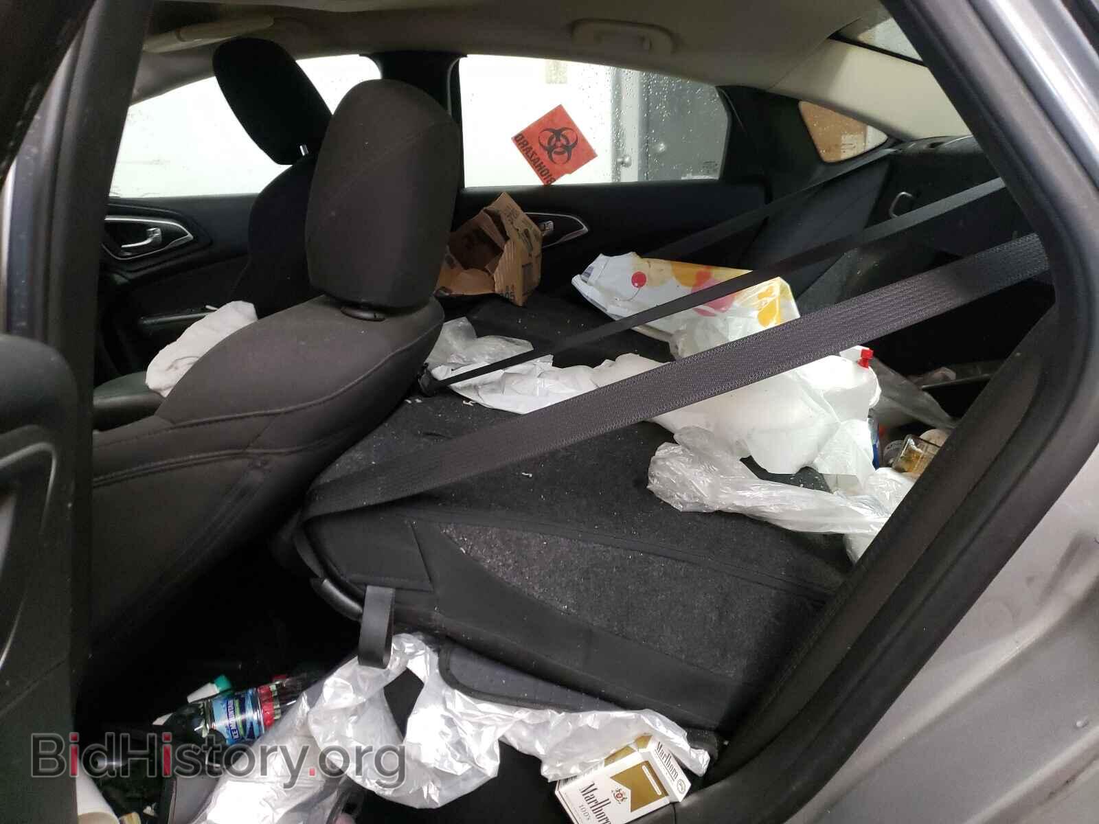 2015 CHRYSLER 200 - VIN: 1C3CCCAB5FN628044 - Photo 6