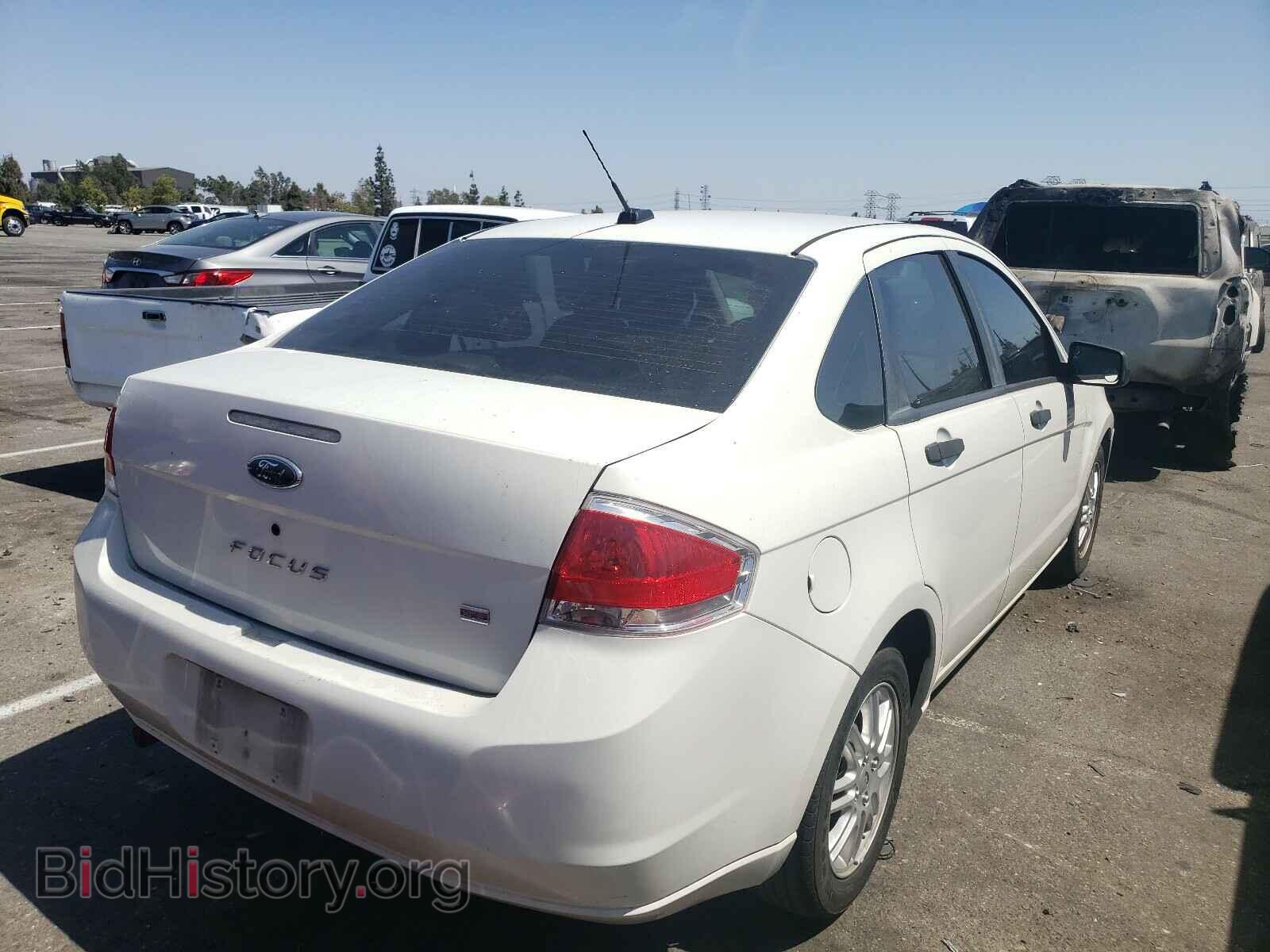 2009 FORD FOCUS - VIN: 1FAHP35N09W153868 - Фото 4