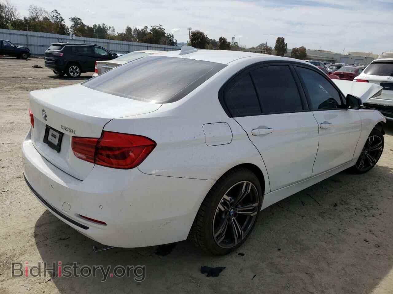 2016 BMW 3 SERIES - VIN: WBA8E9C56GK647496 - Фото 3