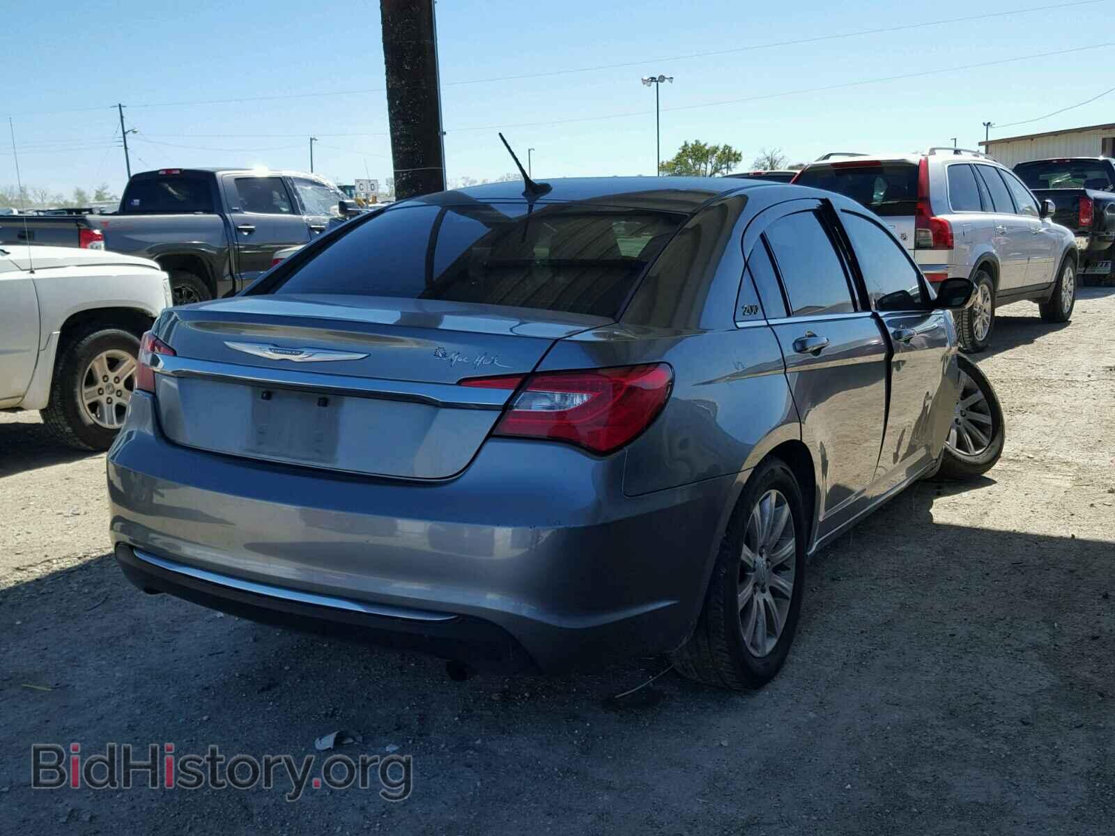 2013 CHRYSLER 200 - VIN: 1C3CCBBB0DN615370 - Фото 4