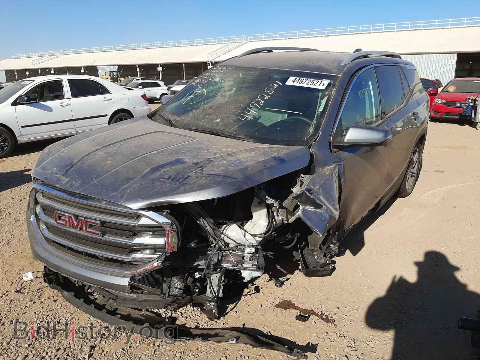 2019 GMC TERRAIN - VIN: 3GKALWEU7KL224631 - Фото 2