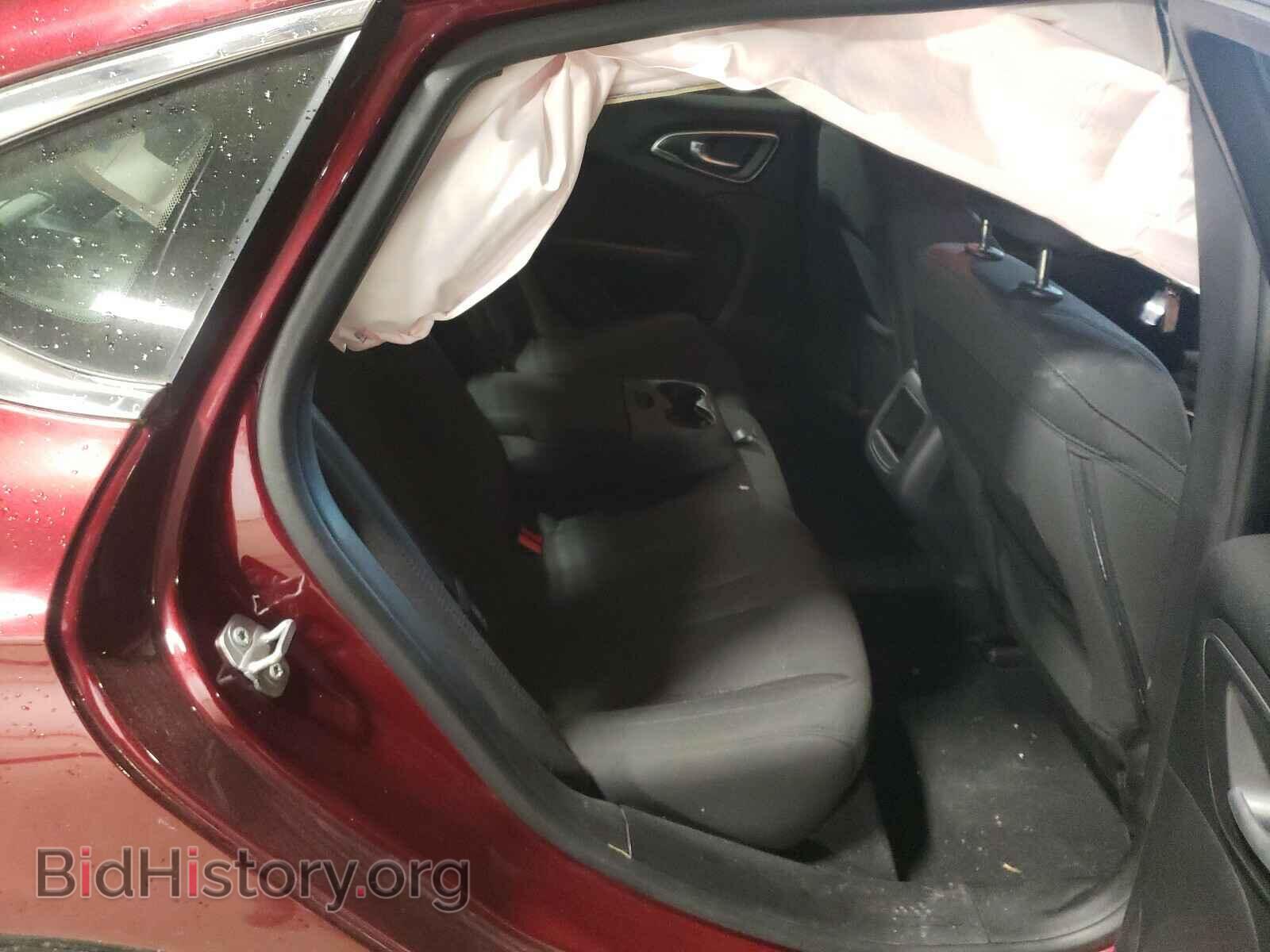 2016 CHRYSLER 200 - VIN: 1C3CCCAB5GN114938 - Фото 6