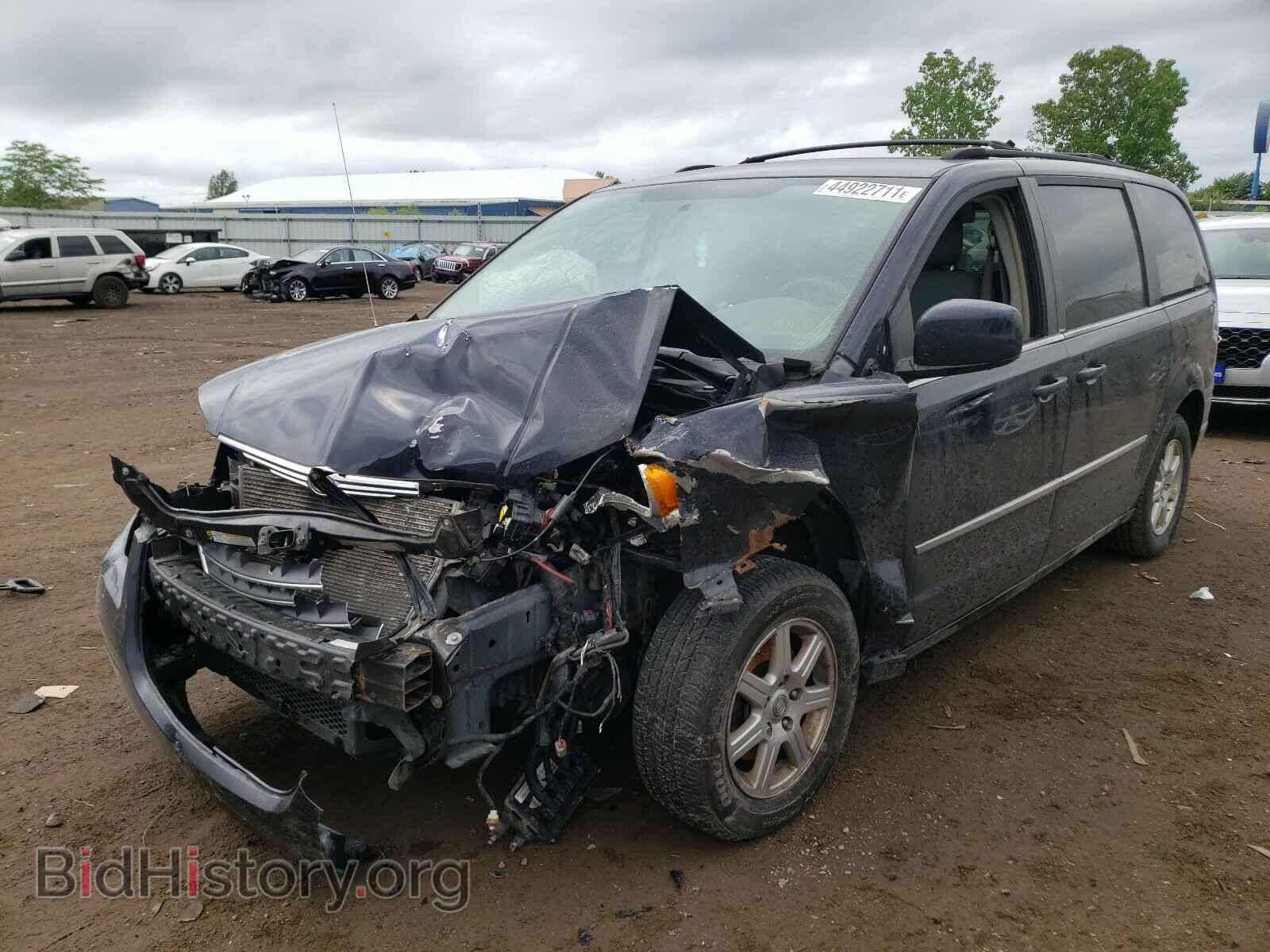 2010 CHRYSLER MINIVAN - VIN: 2A4RR5D19AR334395 - Фото 2