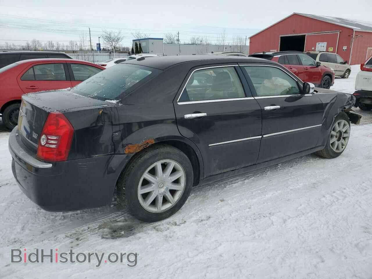 2010 CHRYSLER 300 - VIN: 2C3CA3CV1AH178603 - Фото 3