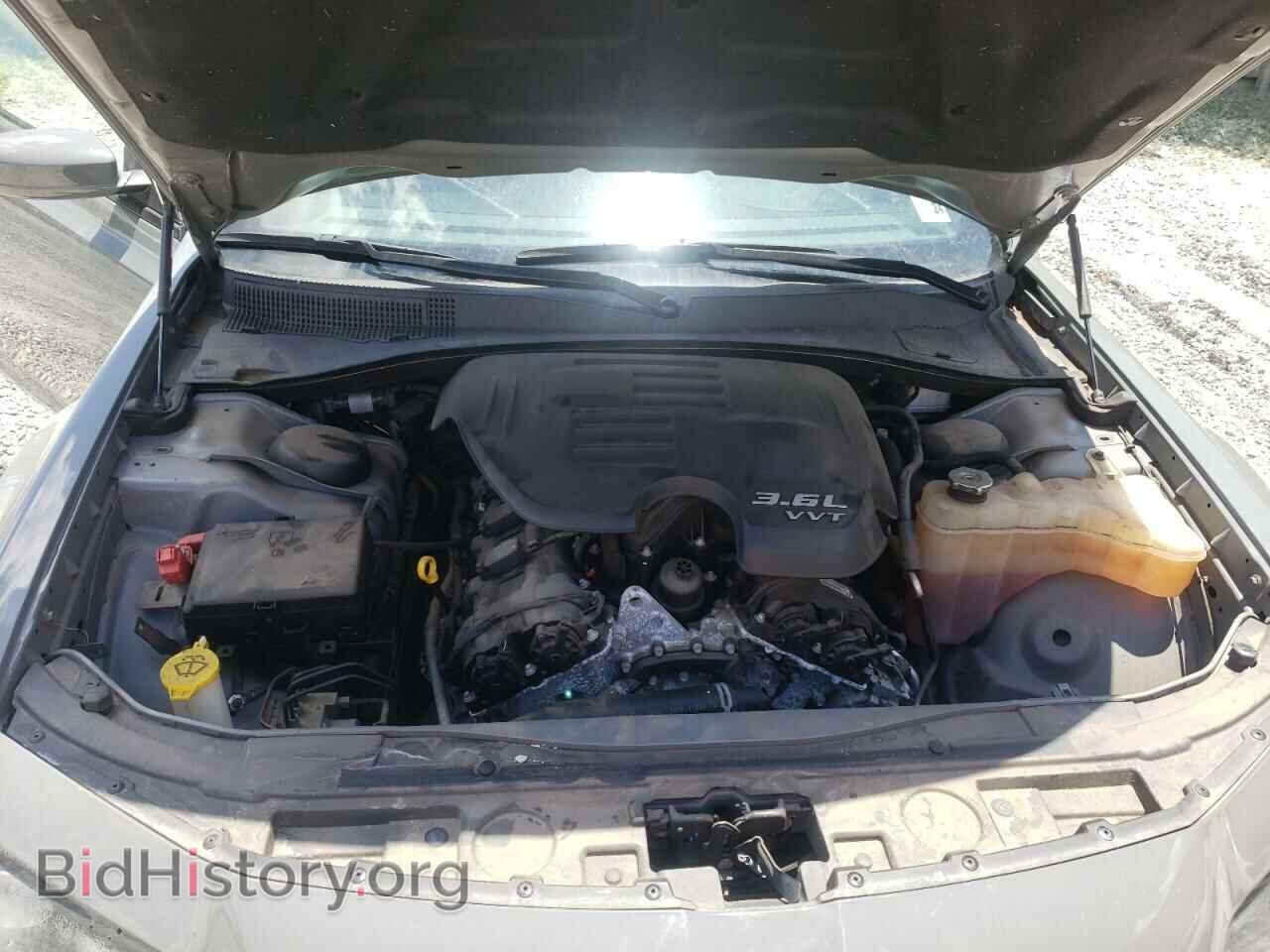 2019 CHRYSLER 300 - VIN: 2C3CCABG8KH515836 - Фото 7