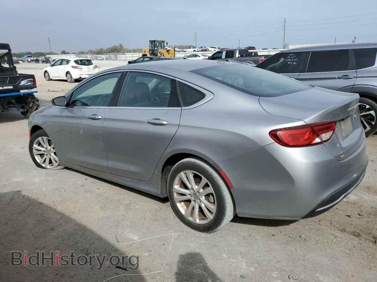2015 CHRYSLER 200 - VIN: 1C3CCCAB7FN628935 - Фото 2