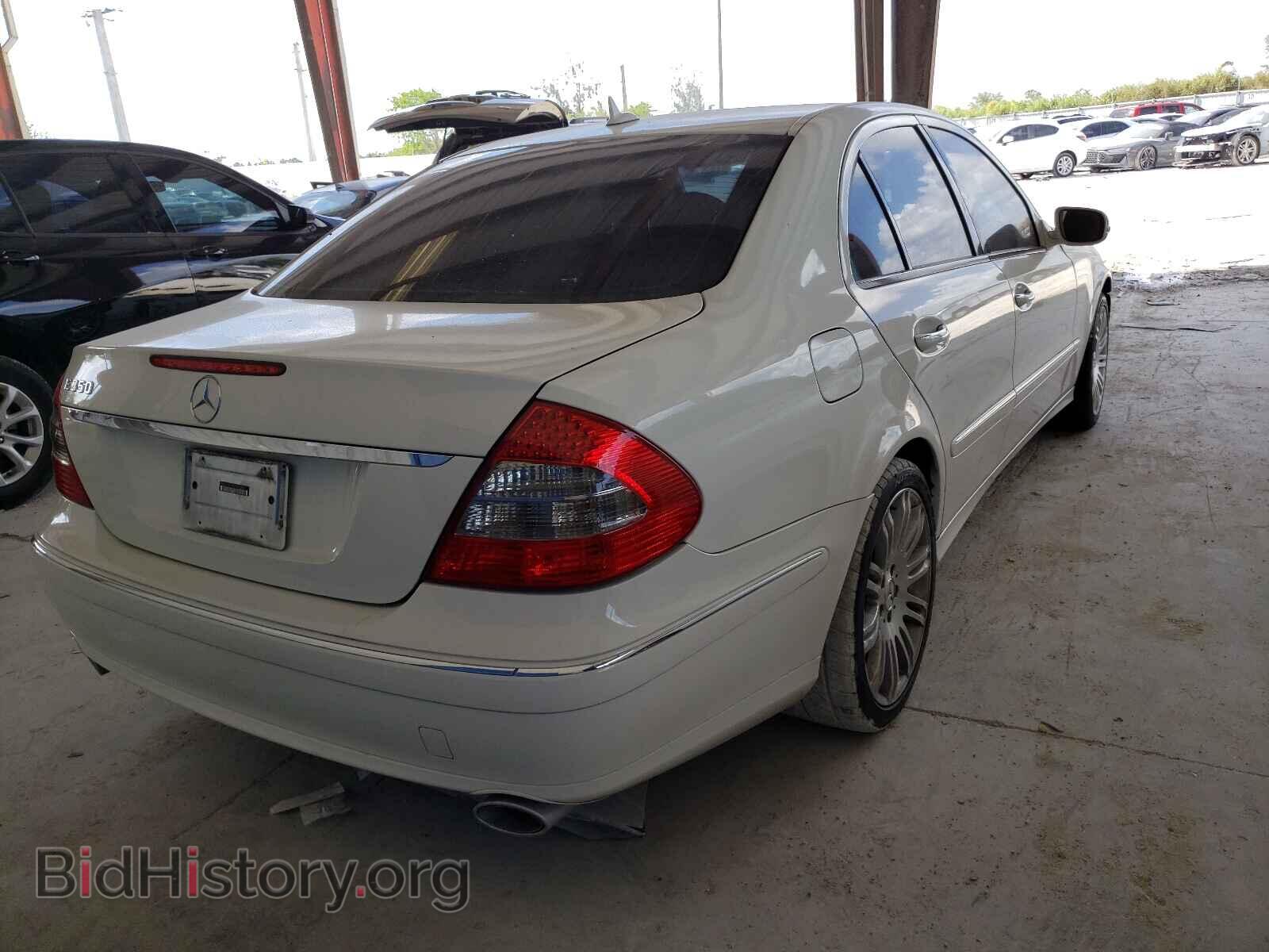 2007 MERCEDES-BENZ E CLASS - VIN: WDBUF56XX7B088327 - Фото 4