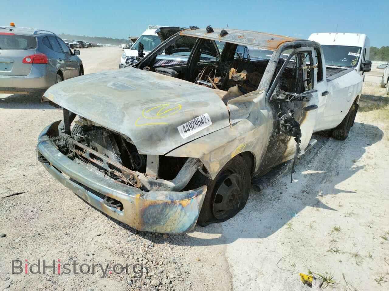 2015 RAM 3500 - VIN: 3C63RPGL8FG648127 - Фото 2