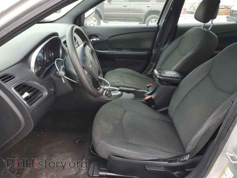 2011 Chrysler 200 (VIN 1C3BC4FB7BN562732) — фото 7 из 12