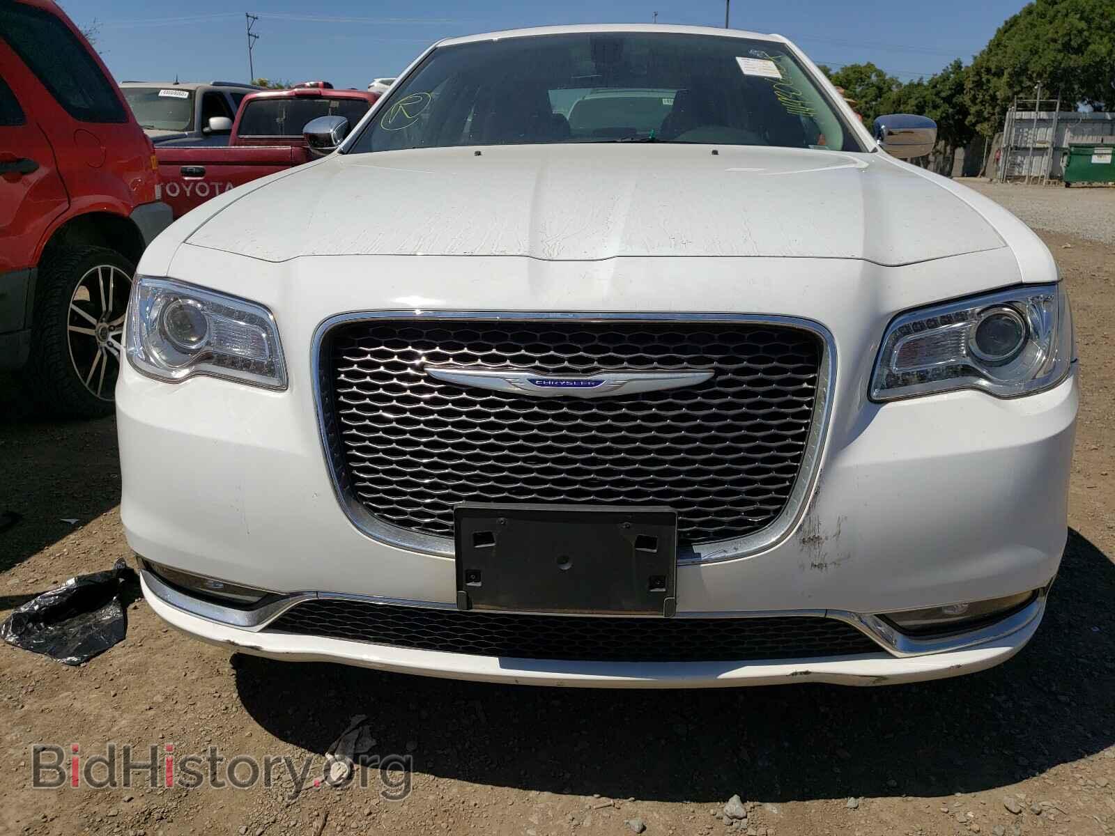 2020 CHRYSLER 300 - VIN: 2C3CCAEG2LH108785 - Фото 9
