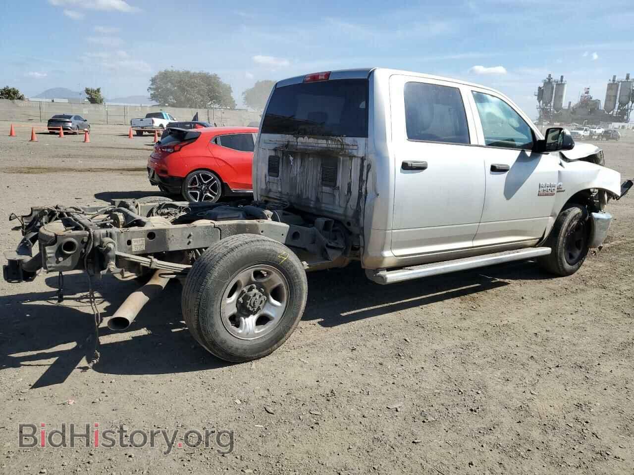 2013 RAM All Models - VIN: 3C6UR4CL2DG602847 - Photo 3