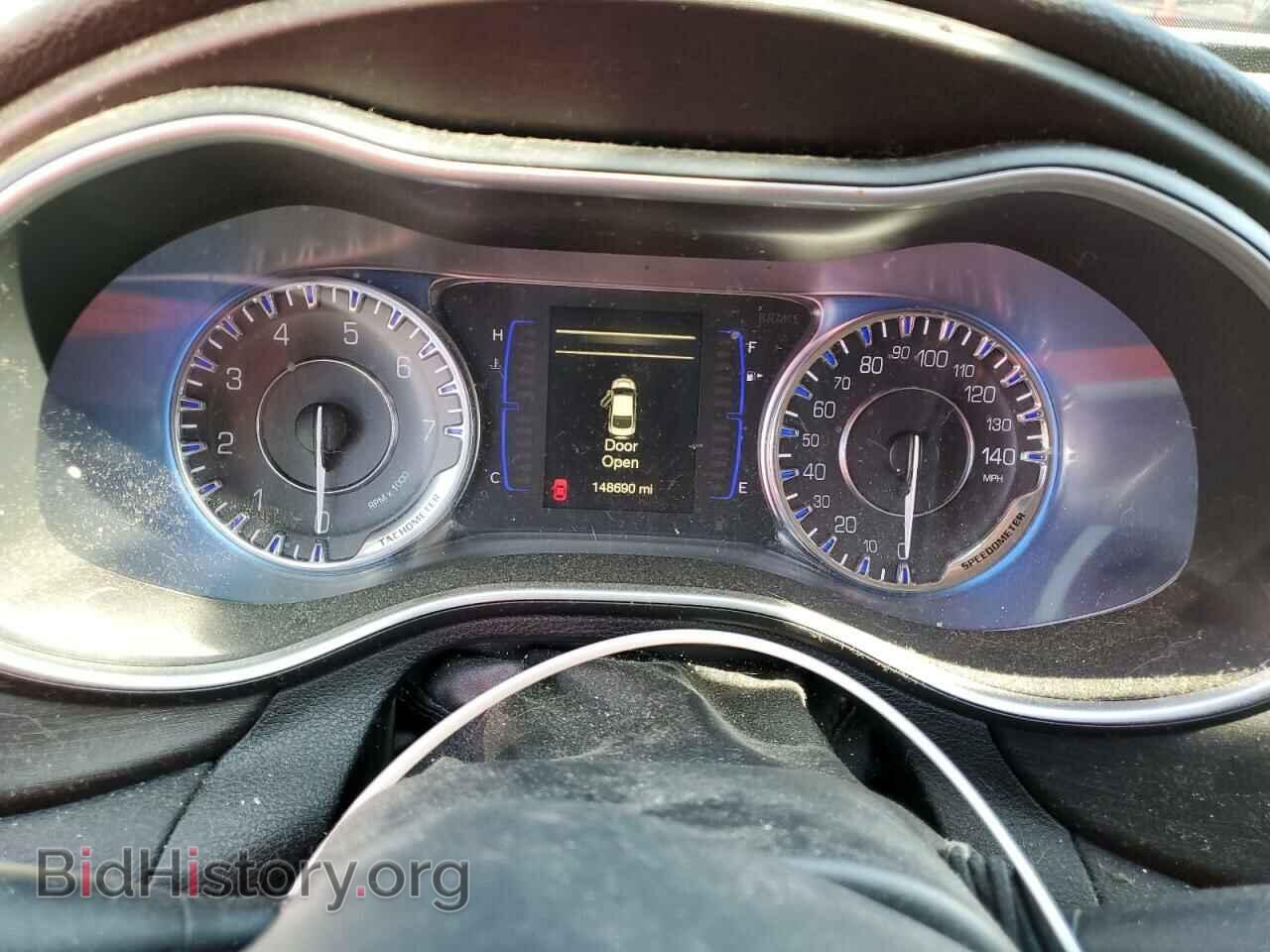 2016 CHRYSLER 200 - VIN: 1C3CCCAB6GN175750 - Фото 9