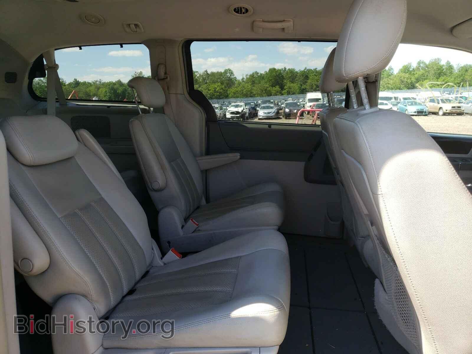 2009 CHRYSLER MINIVAN - VIN: 2A8HR54169R649791 - Фото 6