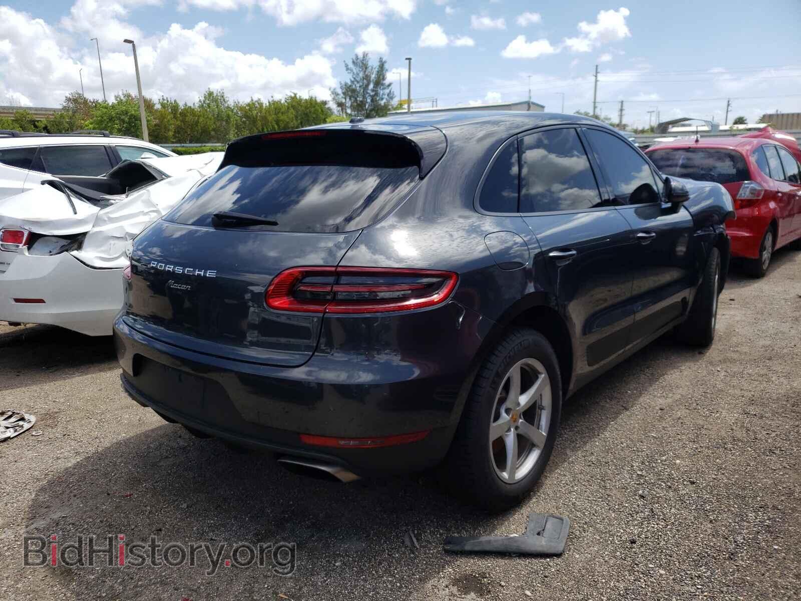 2017 PORSCHE MACAN - VIN: WP1AA2A59HLB04051 - Photo 4