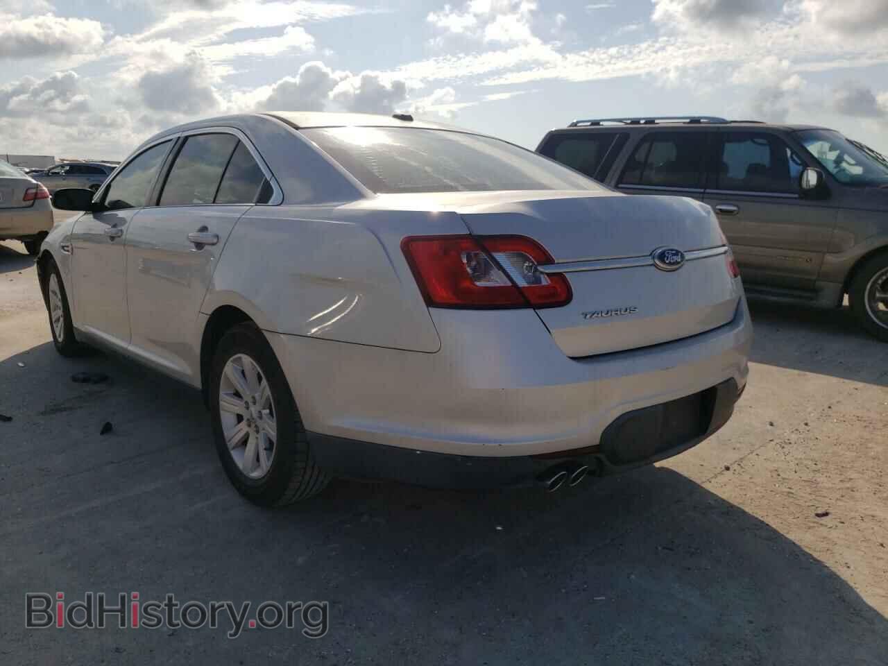 2010 FORD TAURUS - VIN: 1FAHP2DW1AG102852 - Фото 3