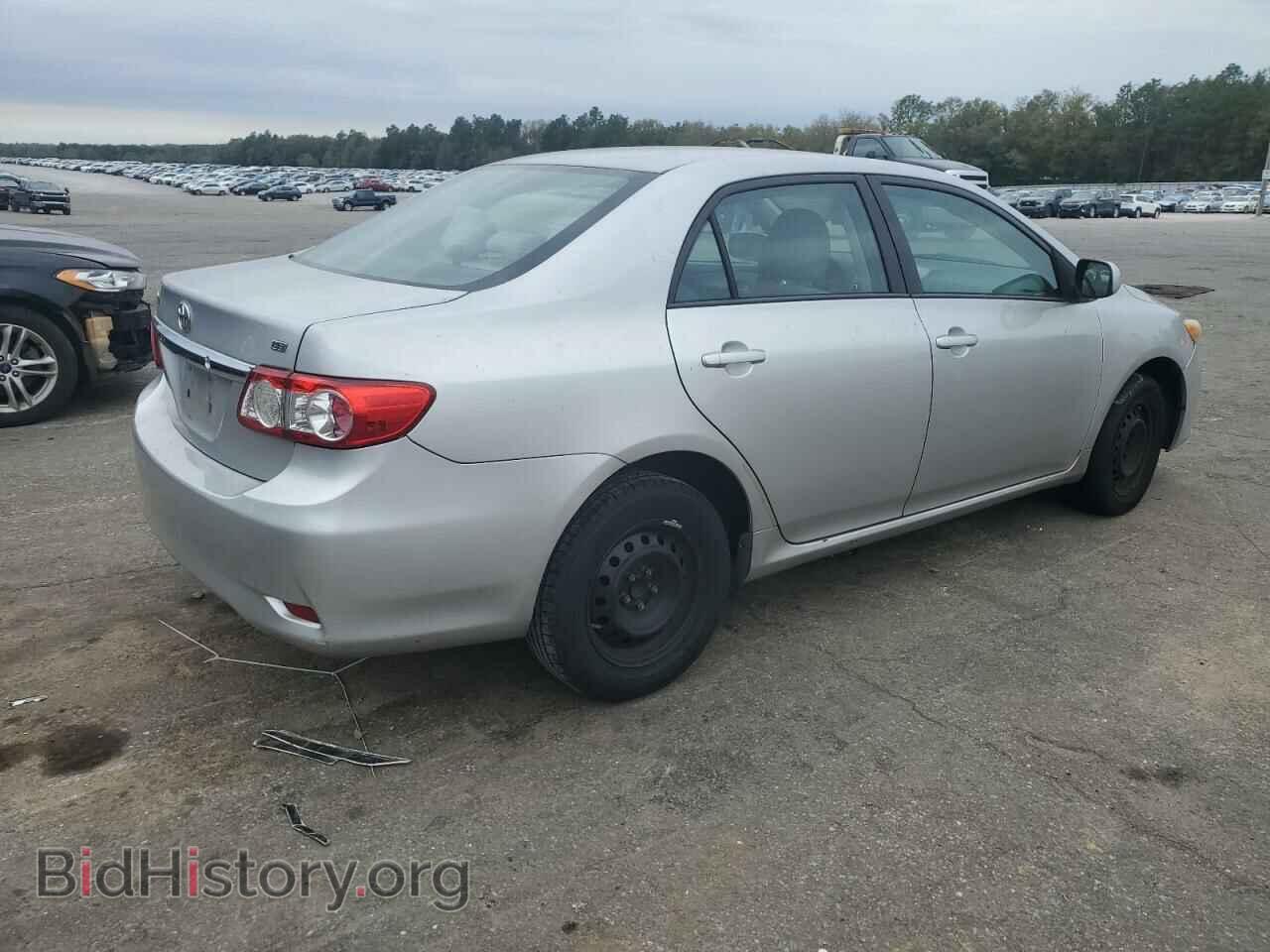 2011 TOYOTA COROLLA - VIN: 2T1BU4EE9BC634196 - Фото 3