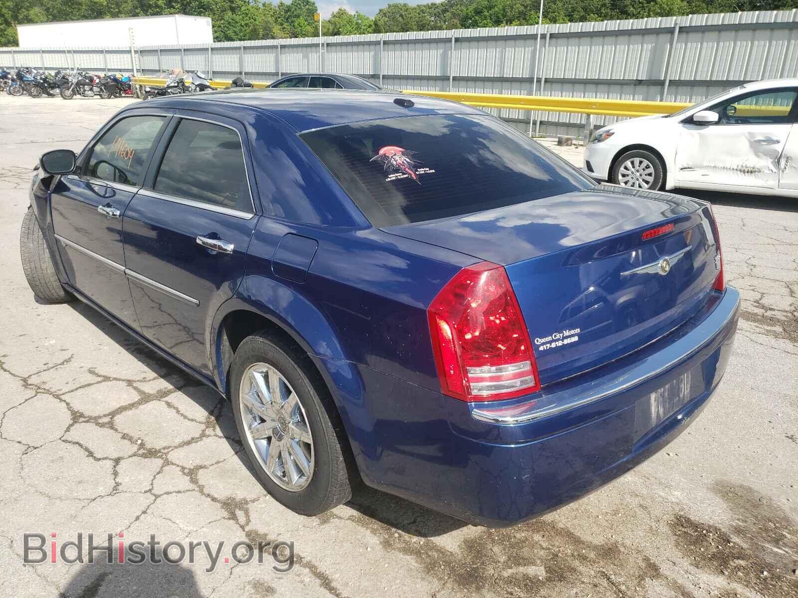 2009 CHRYSLER 300 - VIN: 2C3KA63T69H601232 - Фото 3