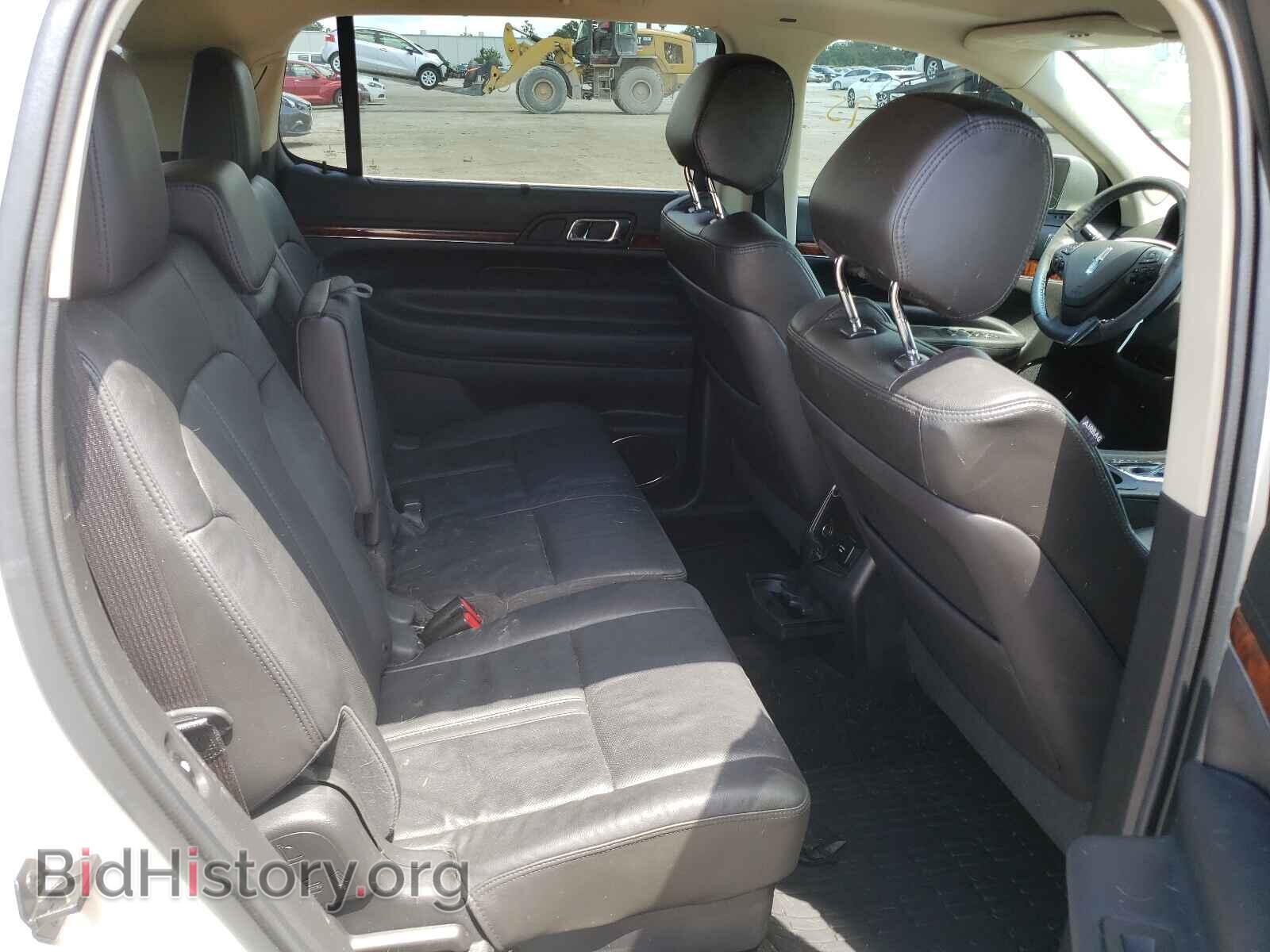 2019 LINCOLN MKT - VIN: 2LMHJ5AT2KBL01313 - Фото 6