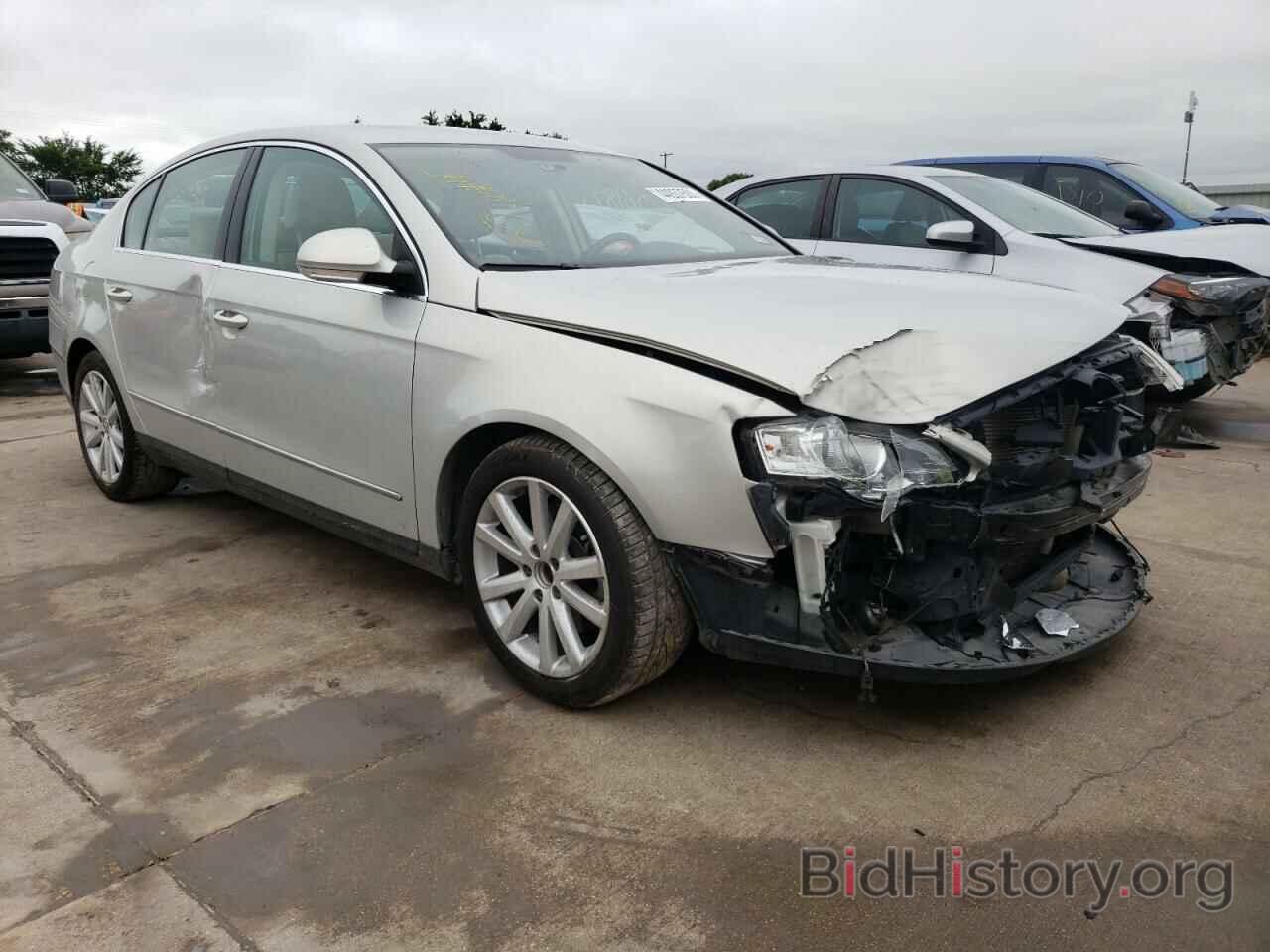 Photo WVWJK7AN7AE103583 - VOLKSWAGEN PASSAT 2010