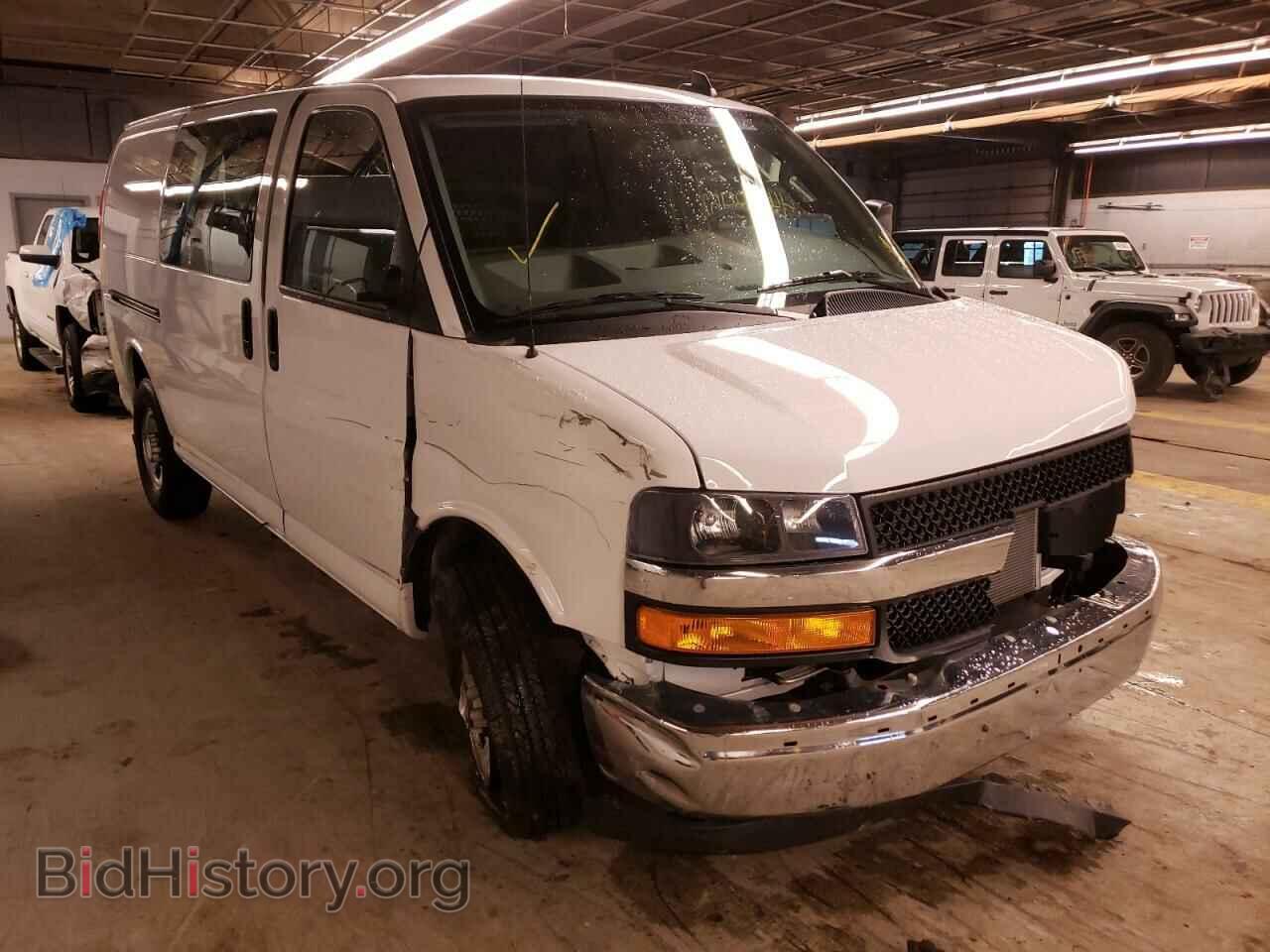 Photo 1GCWGAFPXM1226241 - CHEVROLET EXPRESS 2021