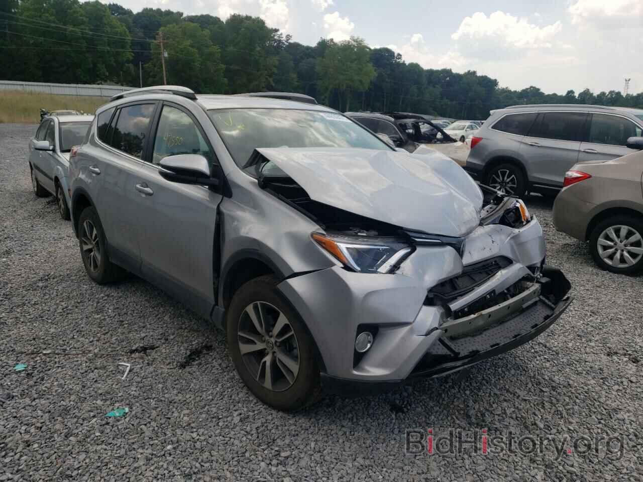 Photo 2T3WFREV8JW421012 - TOYOTA RAV4 2018