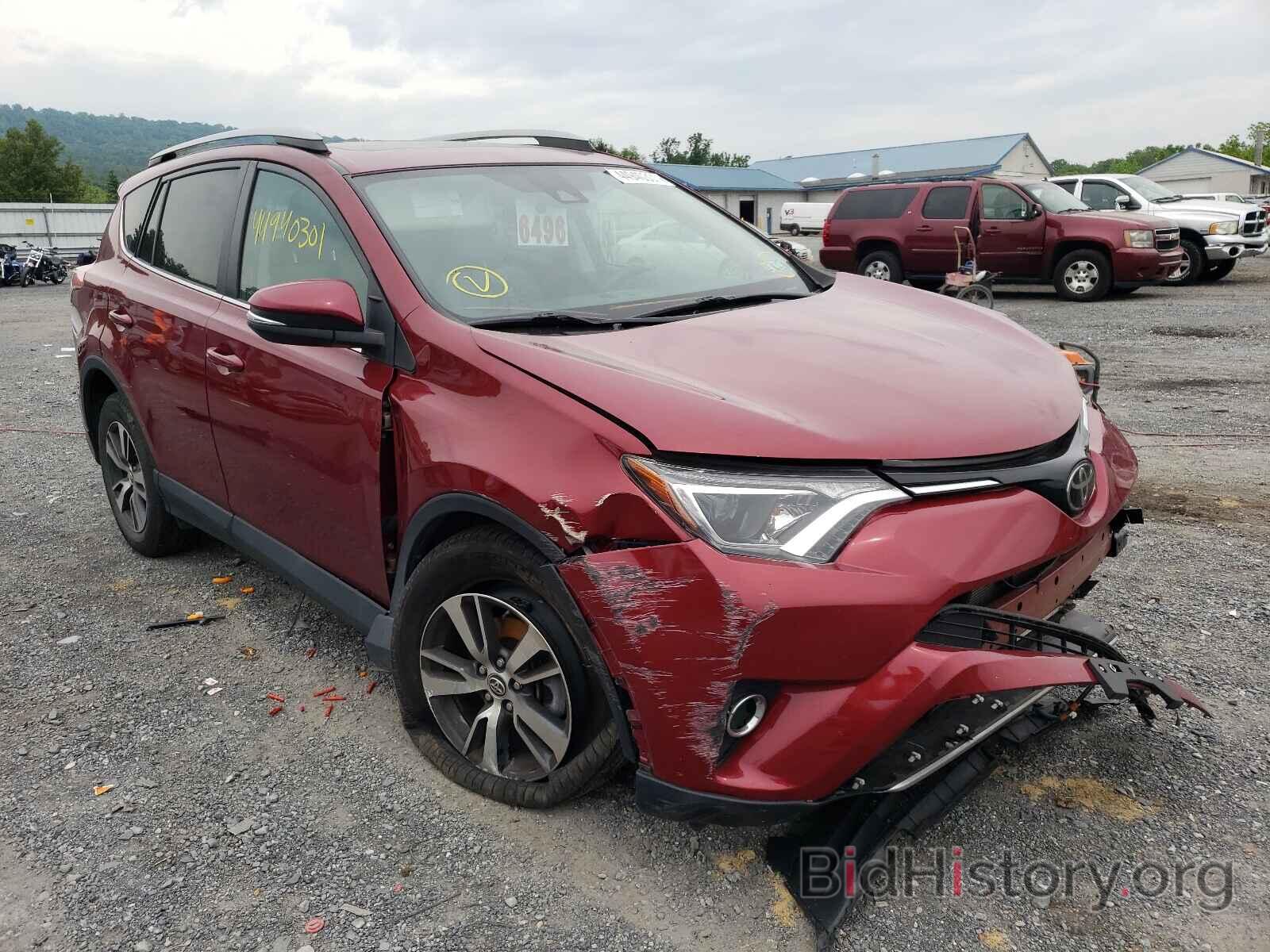 Photo 2T3RFREV5JW708742 - TOYOTA RAV4 2018