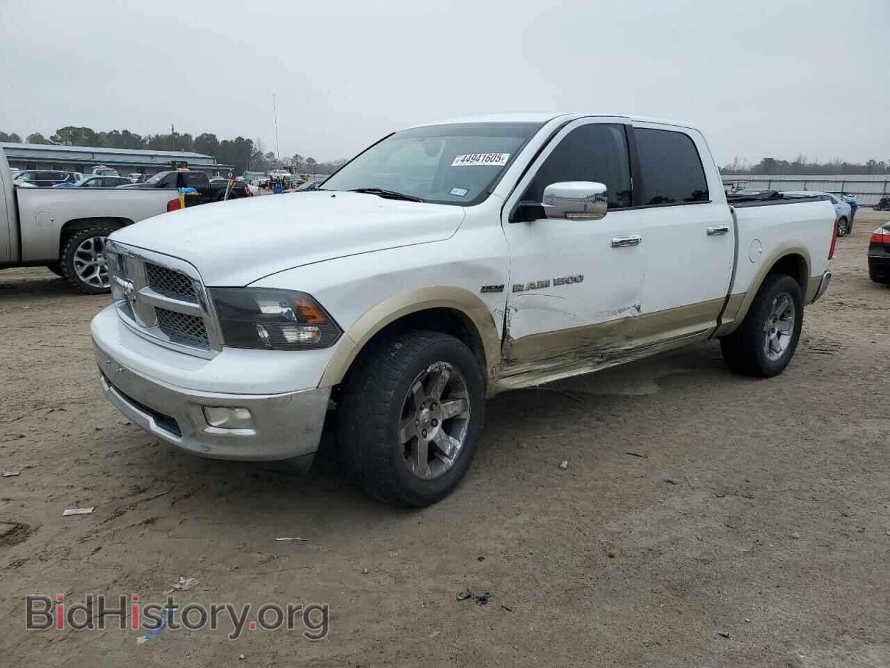Photo 1D7RB1CT2BS534689 - DODGE All Models 2011
