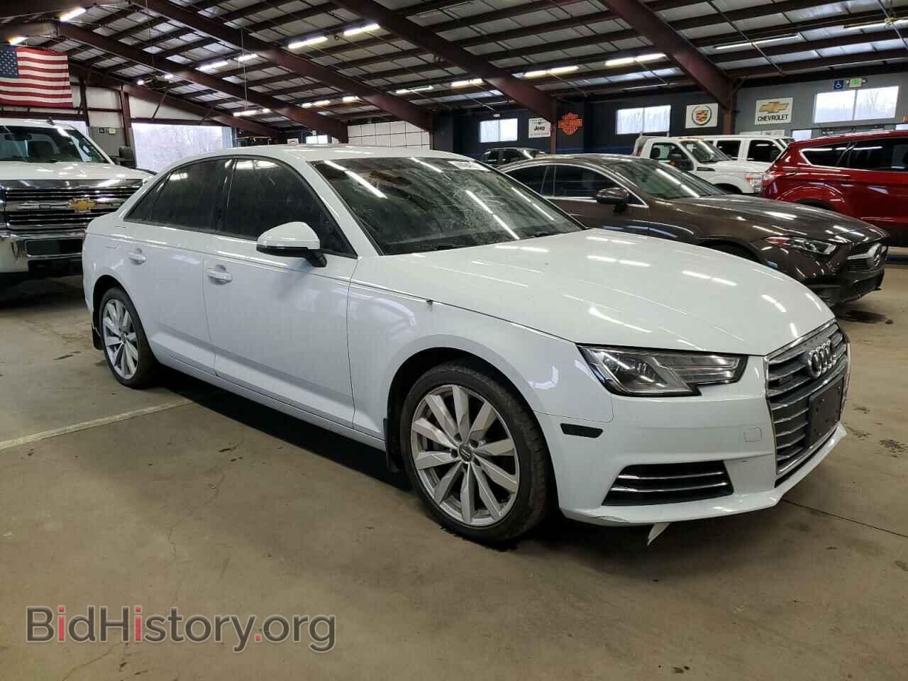2017 AUDI A4 - VIN: WAUANAF46HA077898 - Фото 4