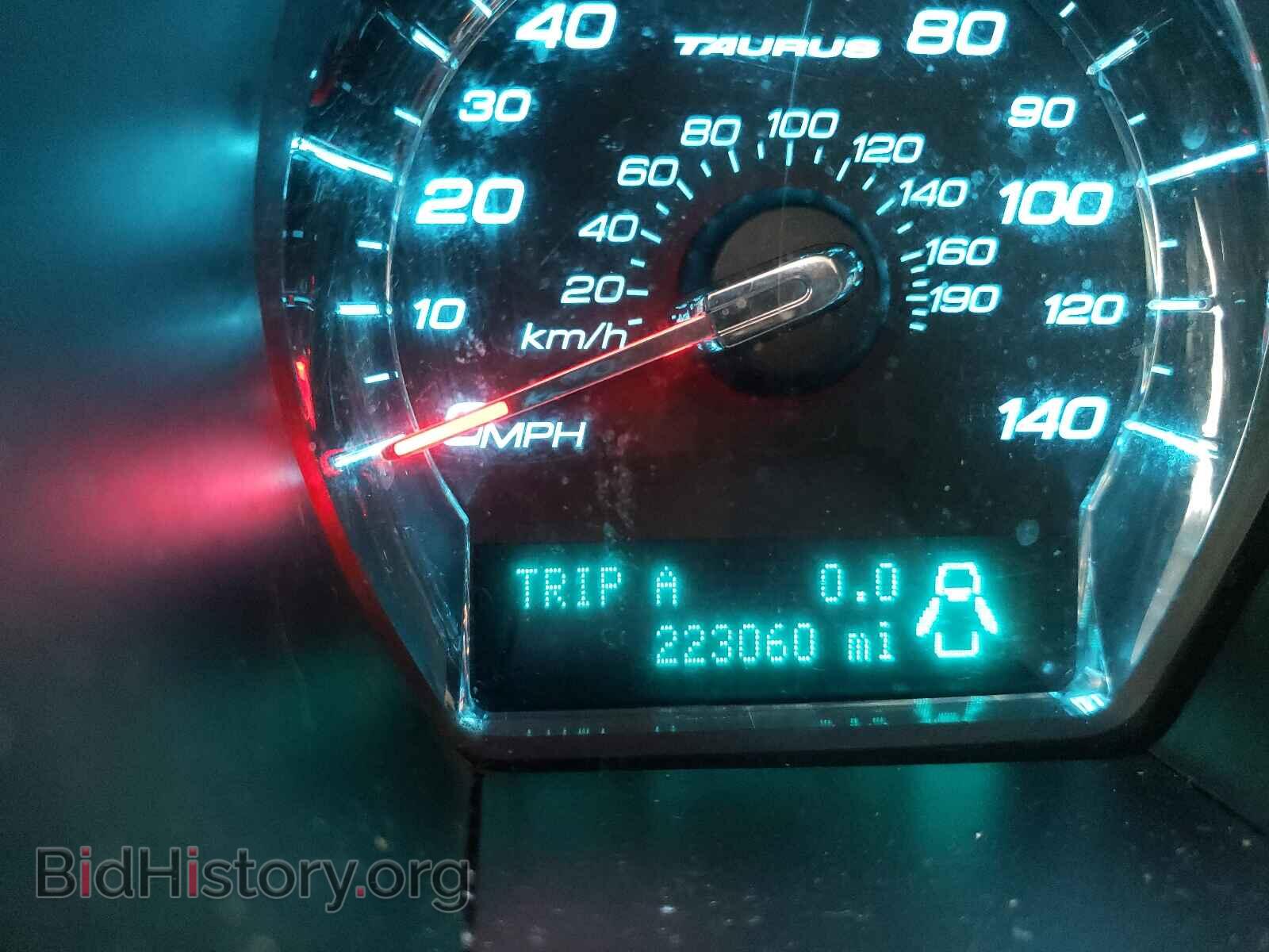 2010 FORD TAURUS - VIN: 1FAHP2FW5AG119697 - Photo 8