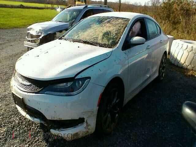 2015 CHRYSLER 200 - VIN: 1C3CCCDG9FN567305 - Photo 2
