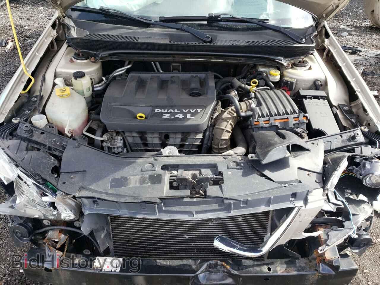 2013 CHRYSLER 200 - VIN: 1C3CCBAB3DN686094 - Фото 11