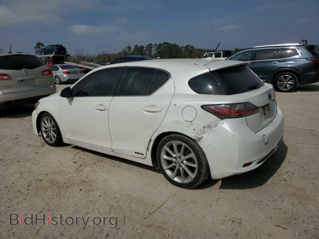 2012 LEXUS CT 200 - VIN: JTHKD5BHXC2057097 - Photo 2