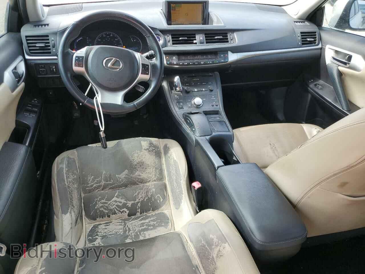 2012 LEXUS CT 200 - VIN: JTHKD5BHXC2057097 - Photo 8