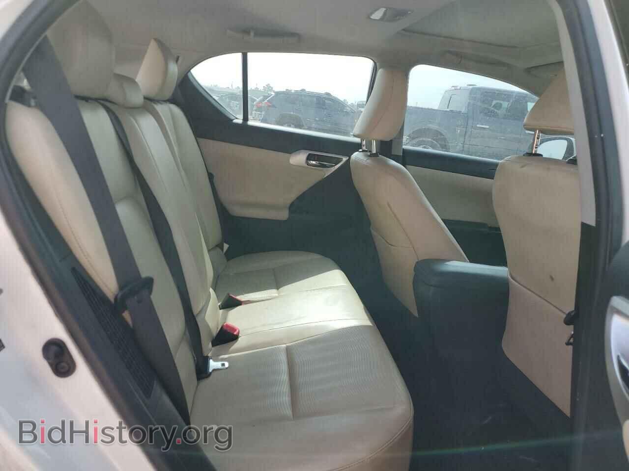 2012 LEXUS CT 200 - VIN: JTHKD5BHXC2057097 - Photo 10