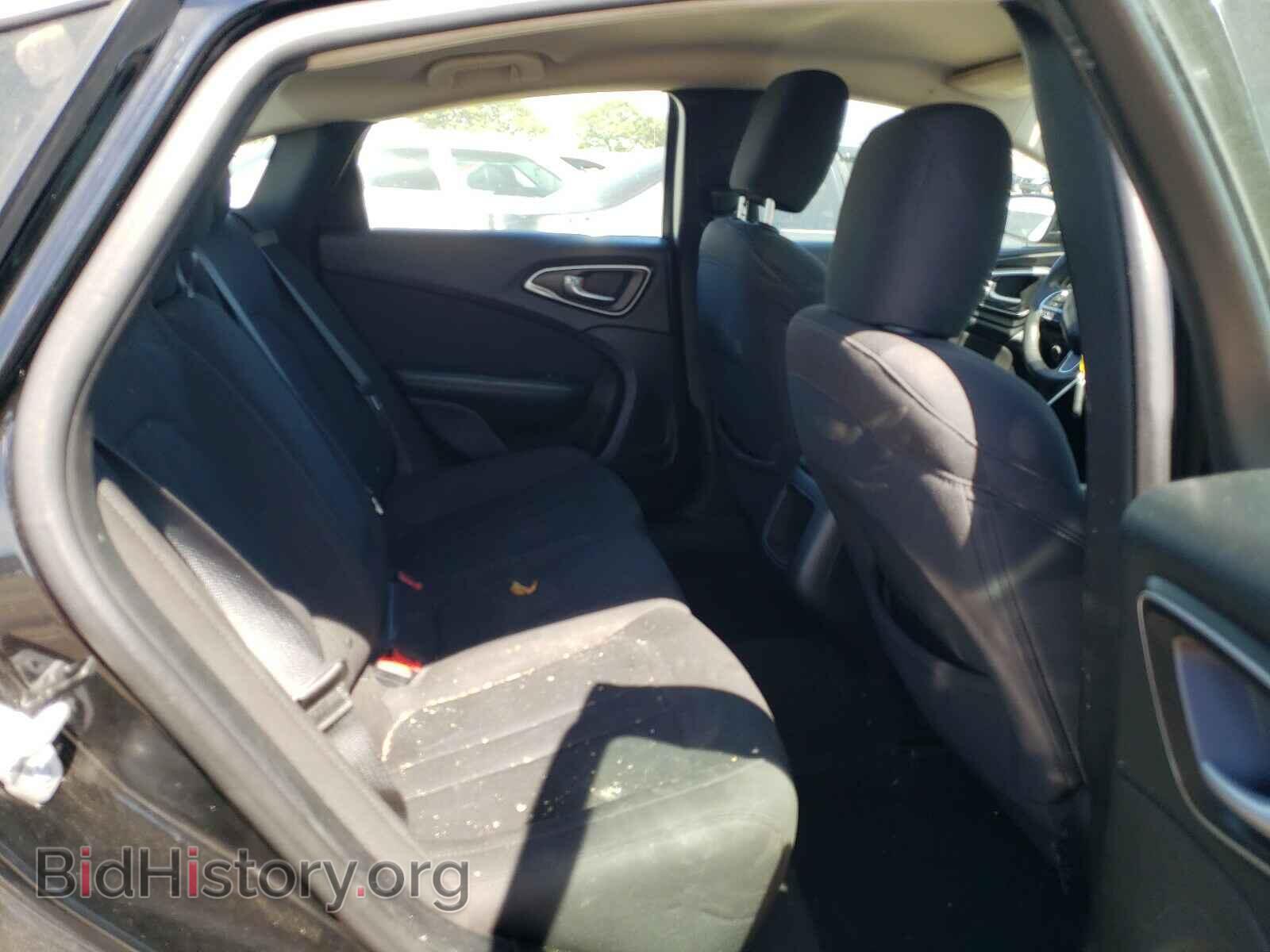 2015 CHRYSLER 200 - VIN: 1C3CCCAB3FN710838 - Фото 6