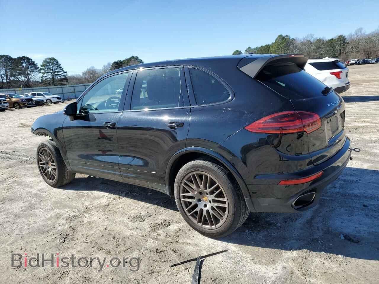 2017 PORSCHE CAYENNE - VIN: WP1AA2A25HKA81573 - Фото 2
