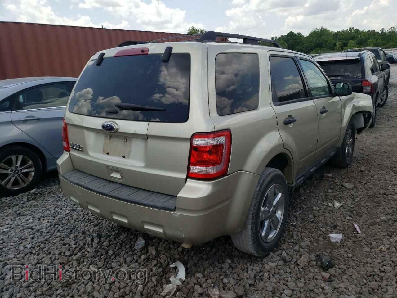 2011 FORD ESCAPE - VIN: 1FMCU0D77BKC47771 - Фото 4