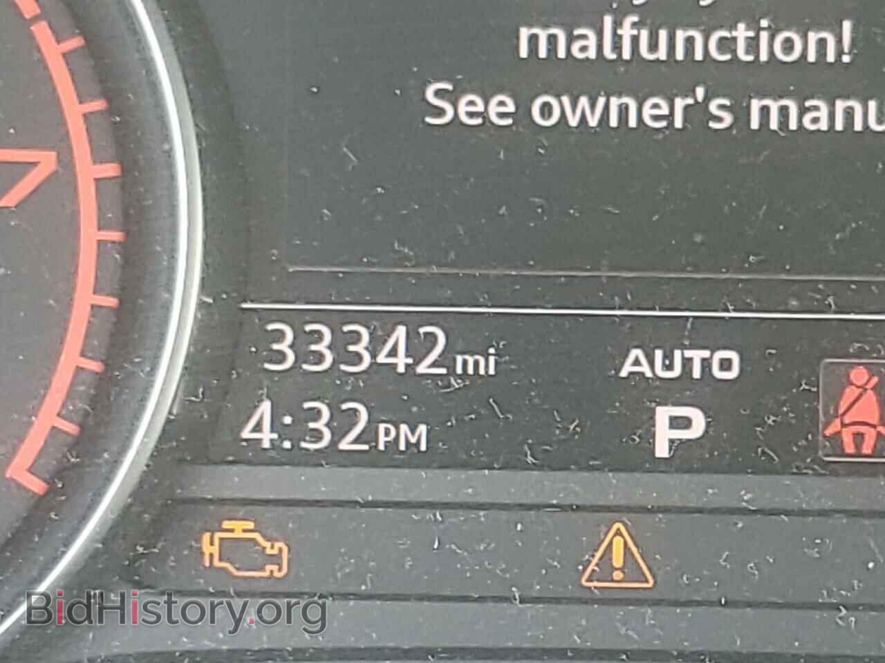 2017 AUDI A4 - VIN: WAUANAF47HN034681 - Фото 8