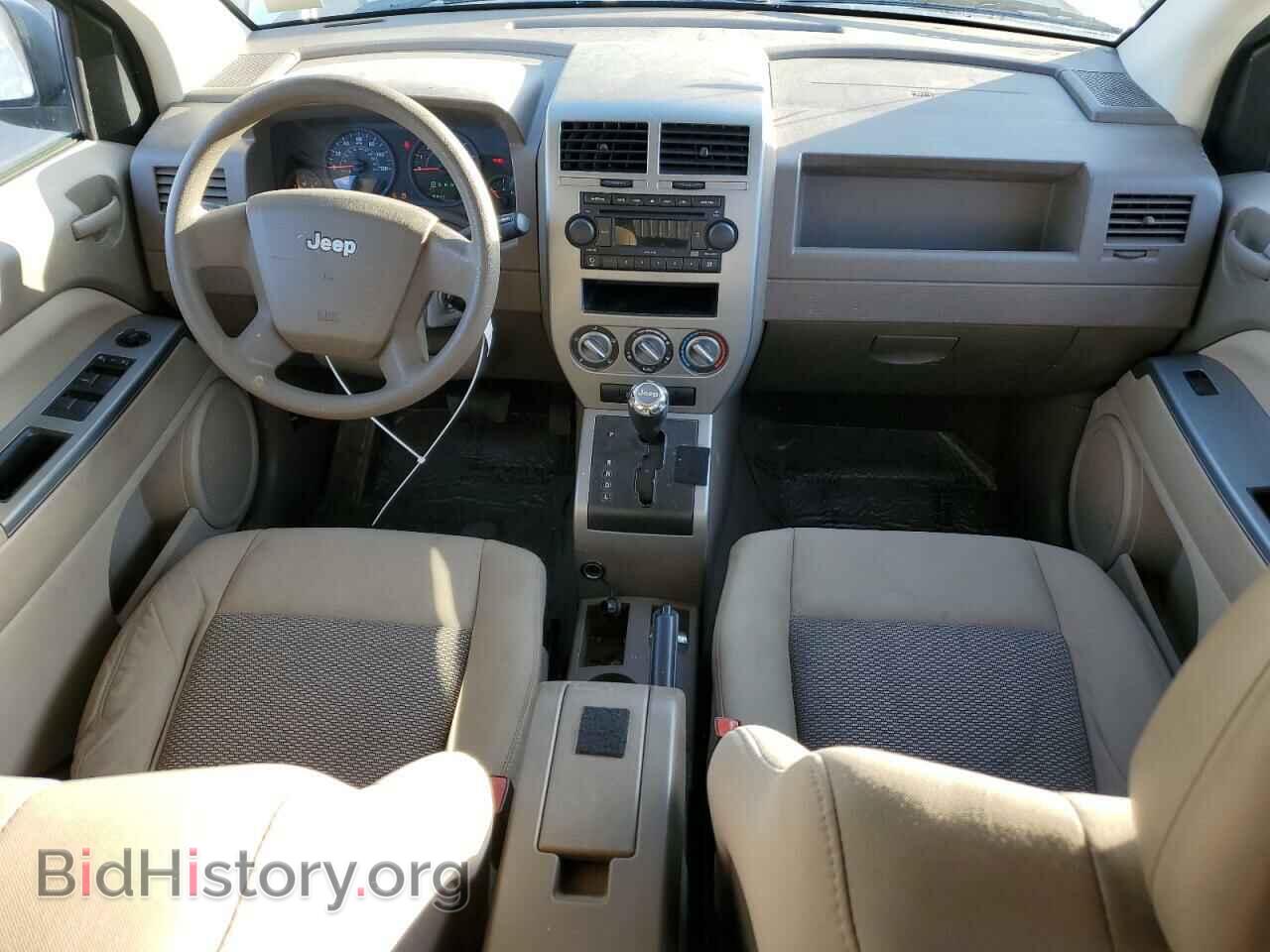 2007 JEEP COMPASS - VIN: 1J8FF47W17D596872 - Photo 8