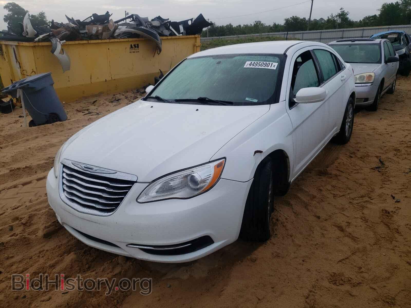 2013 CHRYSLER 200 - VIN: 1C3CCBAB5DN691751 - Фото 2
