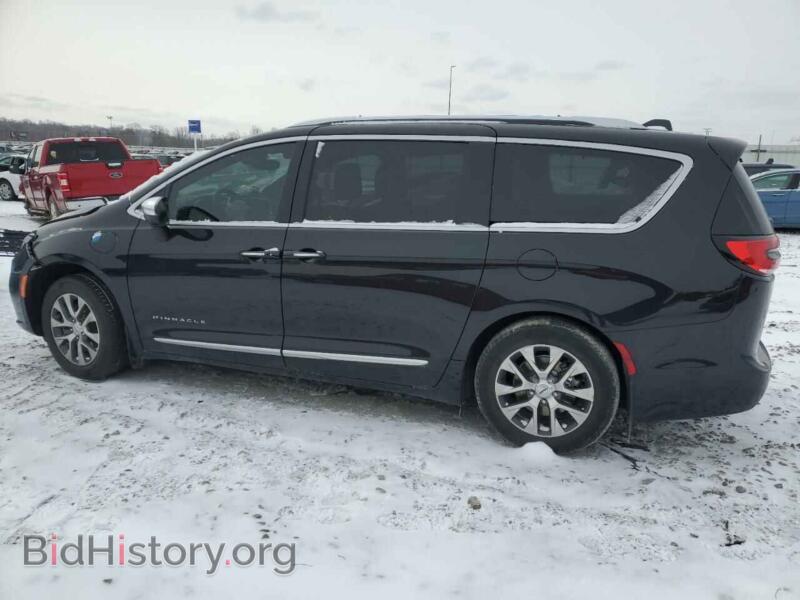 2022 Chrysler PACIFICA (VIN 2C4RC1N72NR135357) — фото 2 из 13