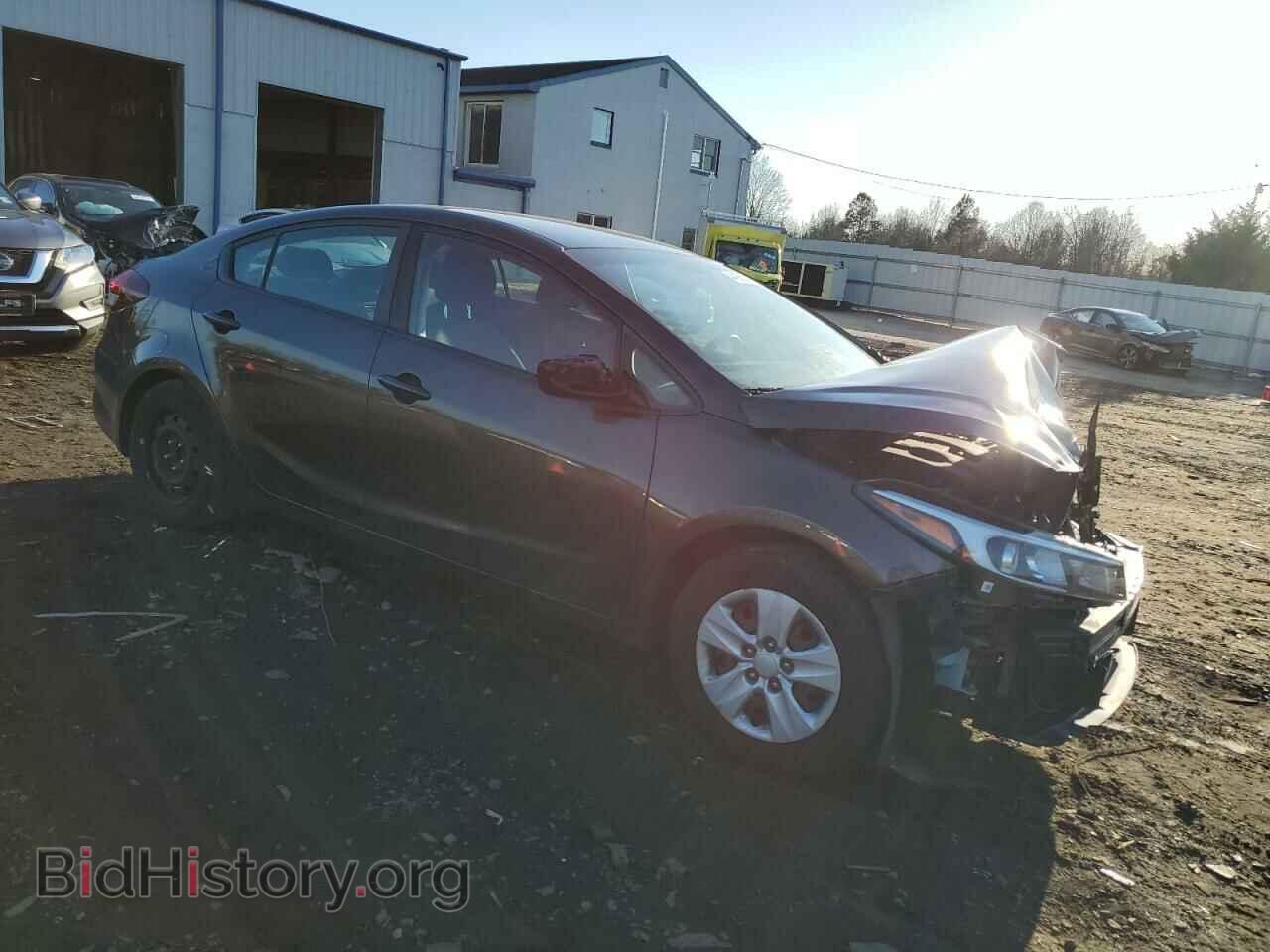 2017 KIA FORTE - VIN: 3KPFL4A75HE135949 - Фото 4