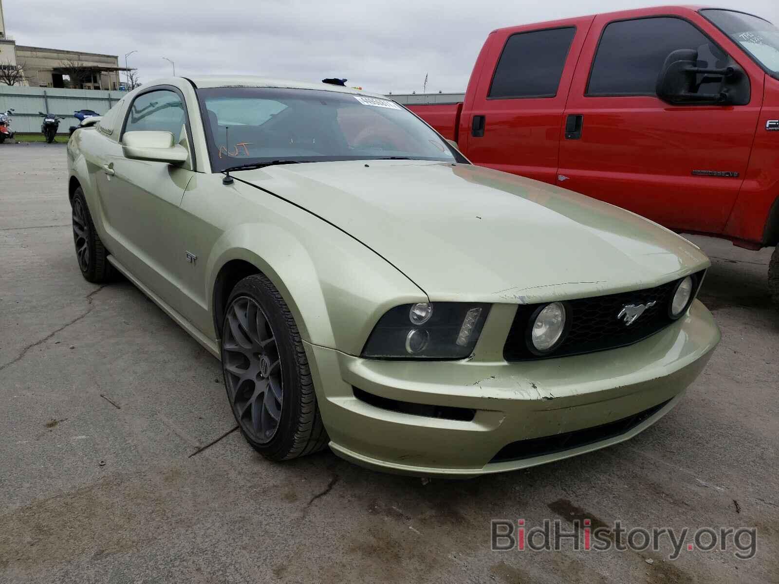 Photo 1ZVHT82H365173158 - FORD MUSTANG 2006